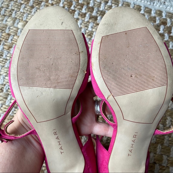 EUC Tahari Leather Strappy Heels. Size 10 - Picture 6 of 7